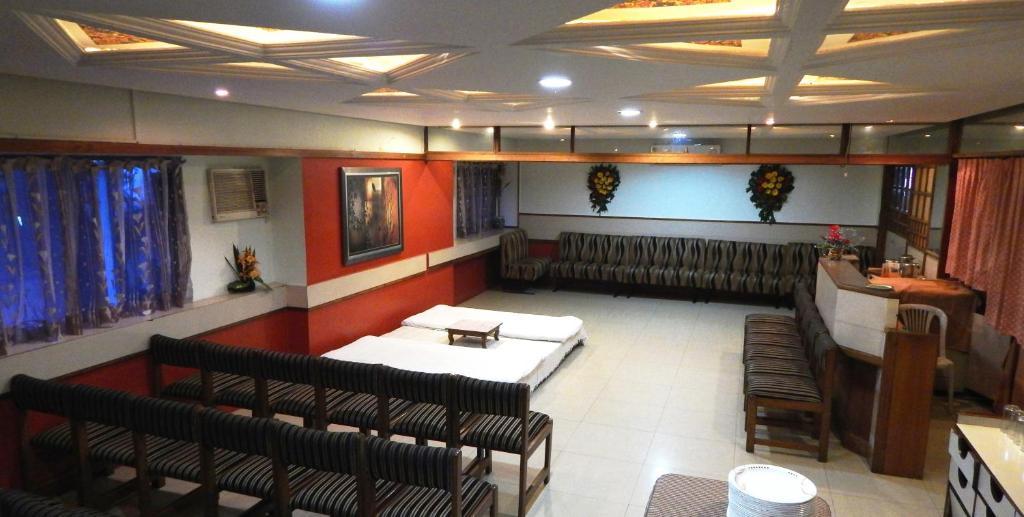 Hotel Raviraj Πούνε Εξωτερικό φωτογραφία