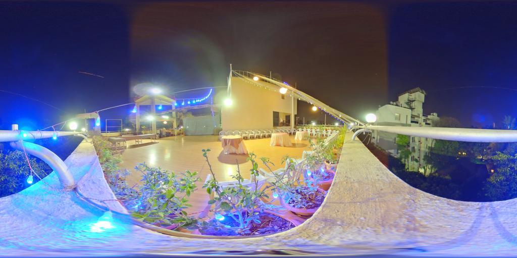 Hotel Raviraj Πούνε Εξωτερικό φωτογραφία