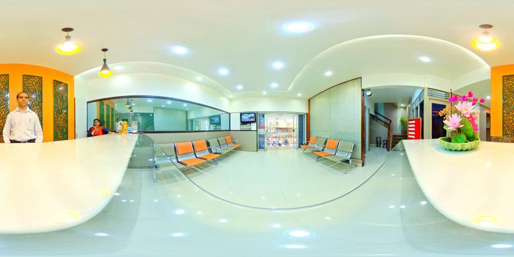 Hotel Raviraj Πούνε Εξωτερικό φωτογραφία