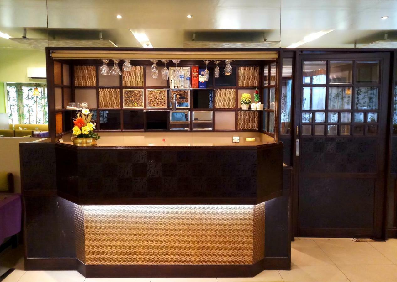 Hotel Raviraj Πούνε Εξωτερικό φωτογραφία